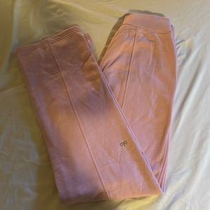 Alo Sweats in baby pink!